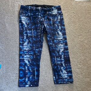 Stylish Blue Patterned Leggings